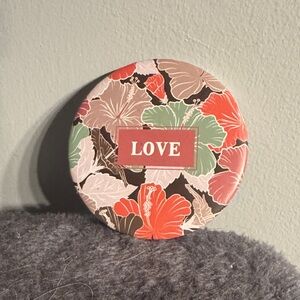 3/$15! 🎈 Round Floral Compact Mirror - LOVE Design
